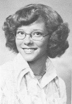 Julia Lee (Hutchison) Goelz