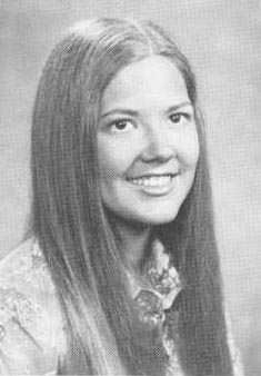 Saundra Lynn (Moore) Chapman